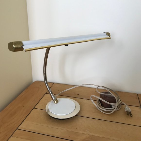 Brass & Chrome Gooseneck Round Base Lamp MCM Cannon Products USA Radionic - Picture 1 of 13